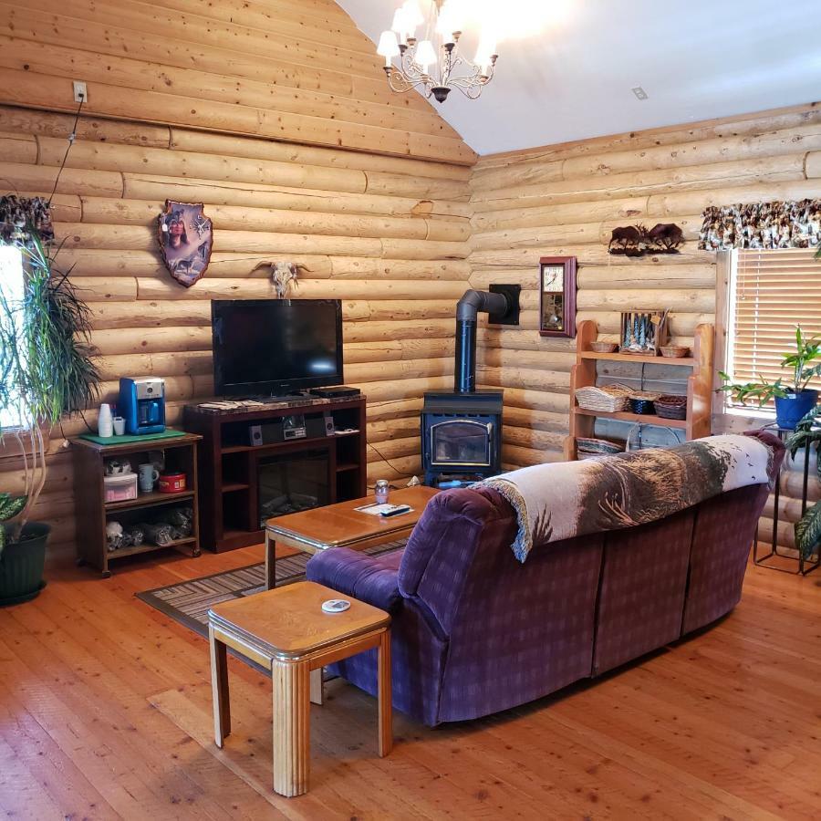 Wolf Den Log Cabin Motel And Rv Park Thayne エクステリア 写真